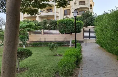 Apartment - 2 Bedrooms - 2 Bathrooms for rent in Zizinia St. - South Investors Area - New Cairo City - Cairo