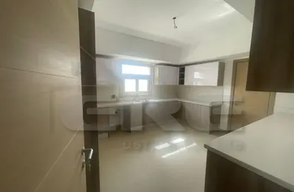 Apartment - 3 Bedrooms - 3 Bathrooms for sale in The Fourteen Golf Residences - Uptown Cairo - Mokattam - Cairo