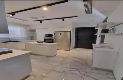 Apartment - 3 Bedrooms - 4 Bathrooms for sale in Village West - Sheikh Zayed Compounds - Sheikh Zayed City - Giza