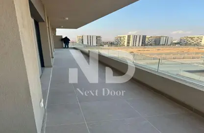 شقة - 3 غرف نوم - 3 حمامات للبيع في كمبوند البروج - كمبوندات الشروق - مدينة الشروق - القاهرة