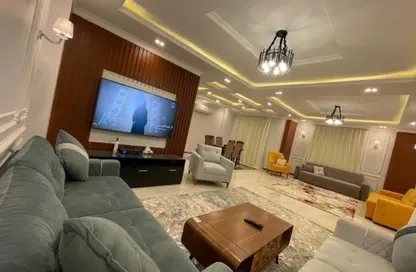 Apartment - 3 Bedrooms - 2 Bathrooms for rent in Al Bostan St. - 9th District - Obour City - Qalyubia