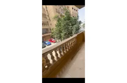 Apartment - 3 Bedrooms - 1 Bathroom for sale in 50th Street - Zahraa El Maadi - Hay El Maadi - Cairo