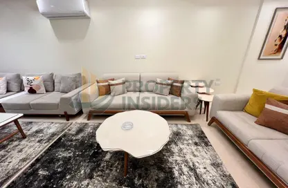 Apartment - 2 Bedrooms - 2 Bathrooms for rent in Gameat Al Dewal Al Arabeya St. - Mohandessin - Giza