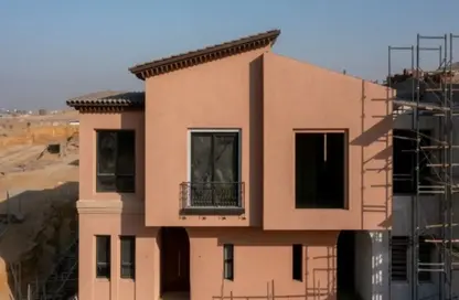 Townhouse - 4 Bedrooms - 4 Bathrooms for sale in Village West - Sheikh Zayed Compounds - Sheikh Zayed City - Giza