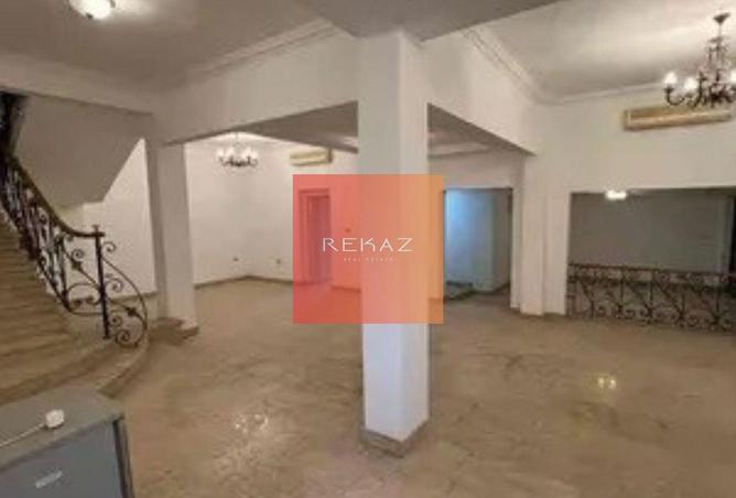 8172518 - Property Image 2