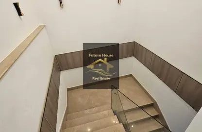Office Space - Studio - 3 Bathrooms for rent in 10th Sector - Zahraa El Maadi - Hay El Maadi - Cairo