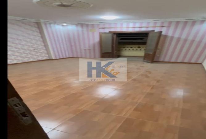 7947871 - Property Image 2