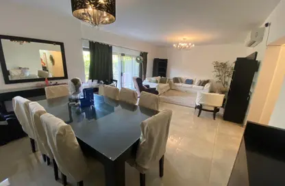 Apartment - 3 Bedrooms - 4 Bathrooms for sale in Fifth Square - The 5th Settlement - New Cairo City - Cairo
