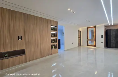 شقة - 3 غرف نوم - 2 حمامات للبيع في البوابة الرابعة - مينا - حدائق الاهرام - الجيزة