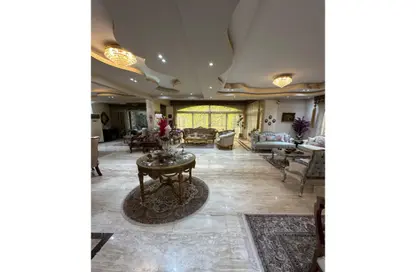 Villa - 6 Bedrooms - 5 Bathrooms for sale in Les Rois - 5th Settlement Compounds - The 5th Settlement - New Cairo City - Cairo