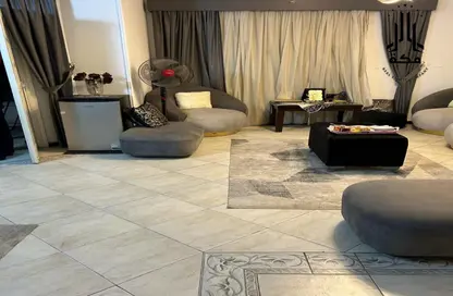 Apartment - 3 Bedrooms - 1 Bathroom for sale in Ismailia Desert Road - El Nozha El Gadida - El Nozha - Cairo