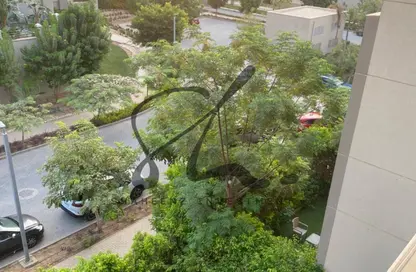 Apartment - 2 Bedrooms - 2 Bathrooms for sale in Palm Hills Village Gate - South Investors Area - New Cairo City - Cairo