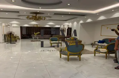 دوبلكس - 5 غرف نوم - 4 حمامات للايجار في طريق خدمه - حى جنوب الاكايمية - مدينة القاهرة الجديدة - القاهرة دوبلكس - 5 غرف نوم - 4 حمامات للايجار في طريق خدمه - حى جنوب الاكايمية - مدينة القاهرة الجديدة - القاهرة