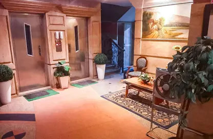 Apartment - 3 Bedrooms - 3 Bathrooms for sale in Mohamed Ezz Al Arab St. - Laurent - Hay Sharq - Alexandria