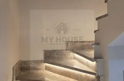 Penthouse - 3 Bedrooms - 3 Bathrooms for rent in Stone Residence - 5th Settlement Compounds - The 5th Settlement - New Cairo City - Cairo