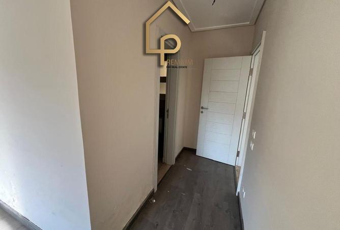 8448120 - Property Image 3