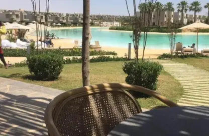 شاليه - 2 غرف نوم - 2 حمامات للبيع في رملة ليك سايد - قسم الضبعة - الساحل الشمالي
