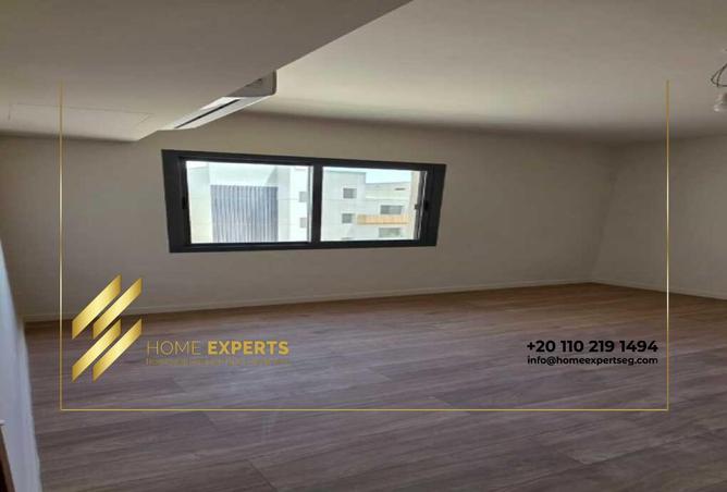 8090553 - Property Image 3