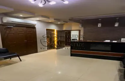 Clinic - Studio - 3 Bathrooms for rent in Al Batal Ahmed Abd El Aziz St. - Mohandessin - Giza