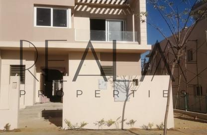 Villa - 3 Bedrooms - 3 Bathrooms for sale in Lake West - Sheikh Zayed Compounds - Sheikh Zayed City - Giza