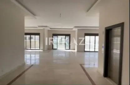 Villa - 5 Bedrooms - 7+ Bathrooms for sale in The Address East - 90 Street - The 5th Settlement - New Cairo City - Cairo