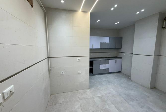 8472220 - Property Image 2