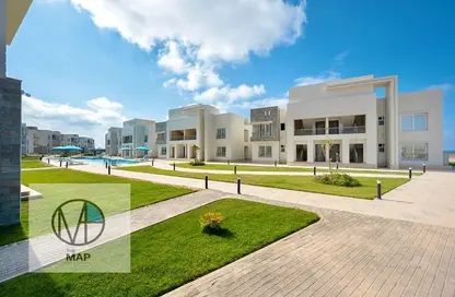 Chalet - 2 Bedrooms - 2 Bathrooms for sale in Sea View - Ras Al Hekma - North Coast