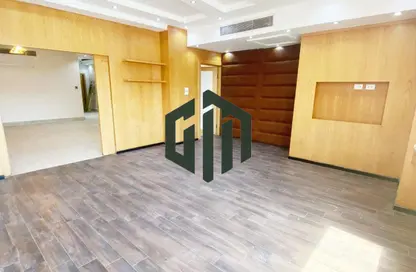 Office Space - Studio - 1 Bathroom for rent in Bank Center Street - South Teseen St. - The 5th Settlement - New Cairo City - Cairo