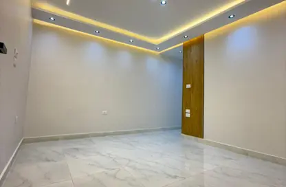 Apartment - 3 Bedrooms - 2 Bathrooms for sale in Gate 4 old - Horus - Hadayek El Ahram - Giza