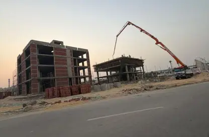 عيادة - استوديو - 1 حمام للبيع في سبيس مول جيتس - محور 26 يوليو - مدينة 6 أكتوبر - الجيزة