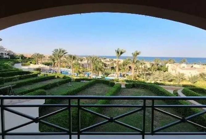 8352600 - Property Image 2