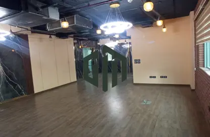 Office Space - Studio - 3 Bathrooms for rent in V90 - North Teseen St. - The 5th Settlement - New Cairo City - Cairo