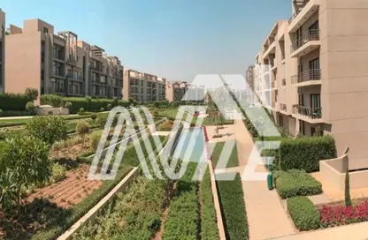 (بنتهاوس  (روف - 3 غرف نوم - 3 حمامات للبيع في مون ريزيدنس - فيفث سكوير - التجمع الخامس - مدينة القاهرة الجديدة - القاهرة