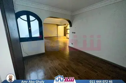 Apartment - 3 Bedrooms - 2 Bathrooms for rent in Al Hedaya St. - Moharam Bek - Hay Wasat - Alexandria