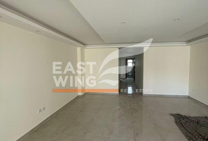 8067600 - Property Image 2