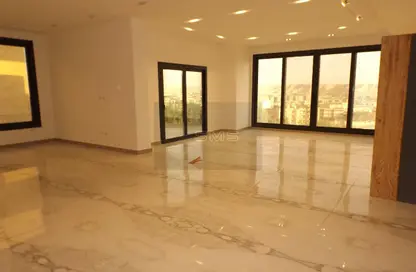 شقة - 3 غرف نوم - 3 حمامات للايجار في امتداد غرب جولف - كمبوندات القطامية - القطامية - مدينة القاهرة الجديدة - القاهرة
