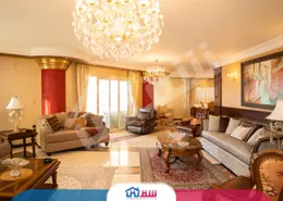 شقة - 4 غرف نوم - 5 حمامات للبيع في كامب شيزار - حي وسط - الاسكندرية