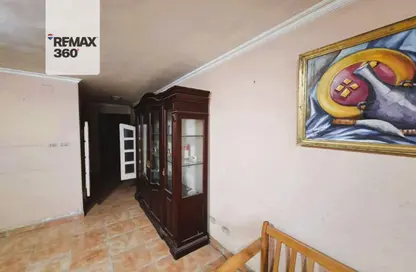 شقة - 2 غرف نوم - 2 حمامات للبيع في شارع حسن افلاطون - مساكن المهندسين - مدينة نصر - القاهرة