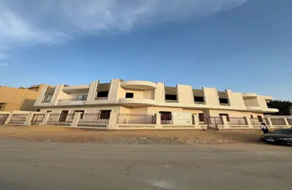 Apartment - 3 Bedrooms - 2 Bathrooms for sale in 1st Neighborhood - 2nd District East - Shorouk City - Cairo
