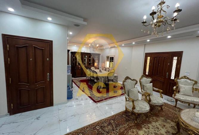 8038714 - Property Image 2