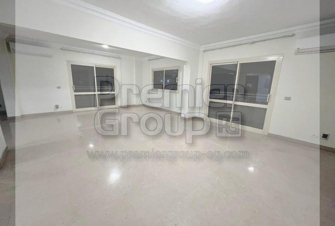 7889977 - Property Image 2