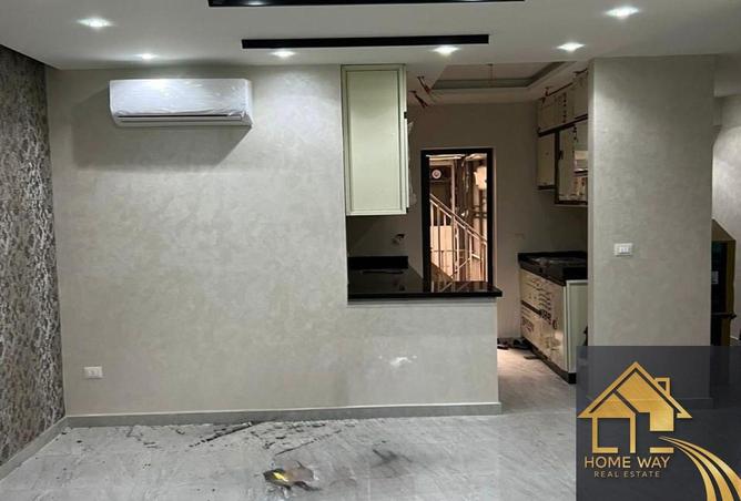 8251405 - Property Image 2