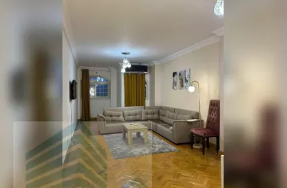 Apartment - 2 Bedrooms - 1 Bathroom for rent in Famous St. - Camp Chezar - Hay Wasat - Alexandria