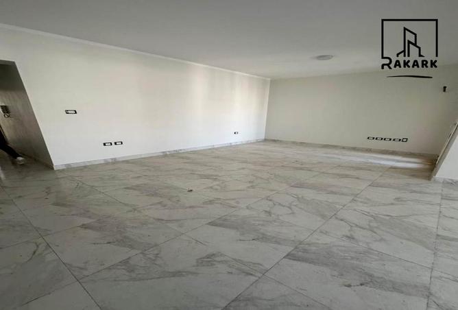 8296290 - Property Main Image