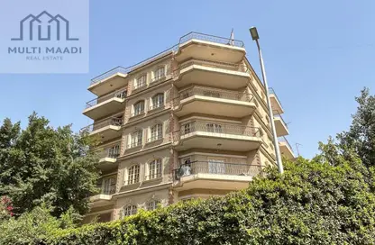 بناية كاملة - 8 غرف نوم - 8 حمامات للبيع في حي المعادي - القاهرة