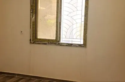 Office Space - Studio - 4 Bathrooms for rent in 7th District - Sheikh Zayed City - Giza