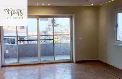 Apartment - 3 Bedrooms - 4 Bathrooms for sale in Esraa Al Moalemeen St. - Mohandessin - Giza