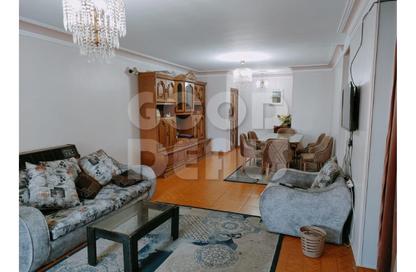 Apartment - 3 Bedrooms - 2 Bathrooms for sale in Gesr Al Suez St. - Roxy - Heliopolis - Masr El Gedida - Cairo