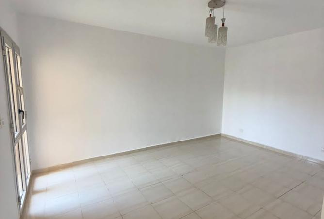 8327387 - Property Image 3