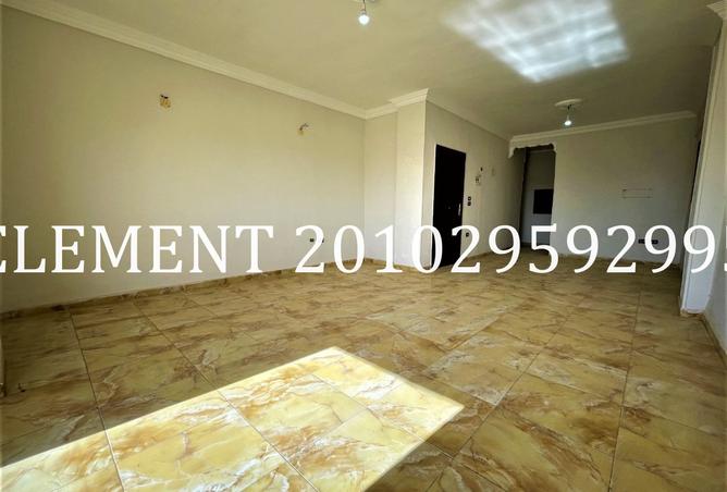 8023410 - Property Image 2